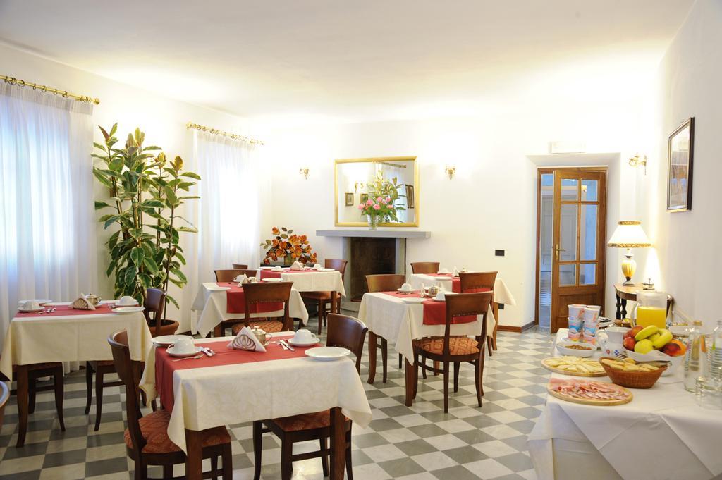 Park Hotel Regina - With Air-Condition And Pool Bagni di Lucca Exterior foto